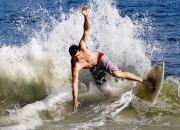 棋牌游戏-英格拉姆里程碑之夜，湖人击败公牛，见证新一代巨星的唯一性