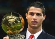 开云棋牌官网-巴黎王子公园的黄昏，李刚仁如何用一场希腊式胜利预演2026世界杯的权杖交接