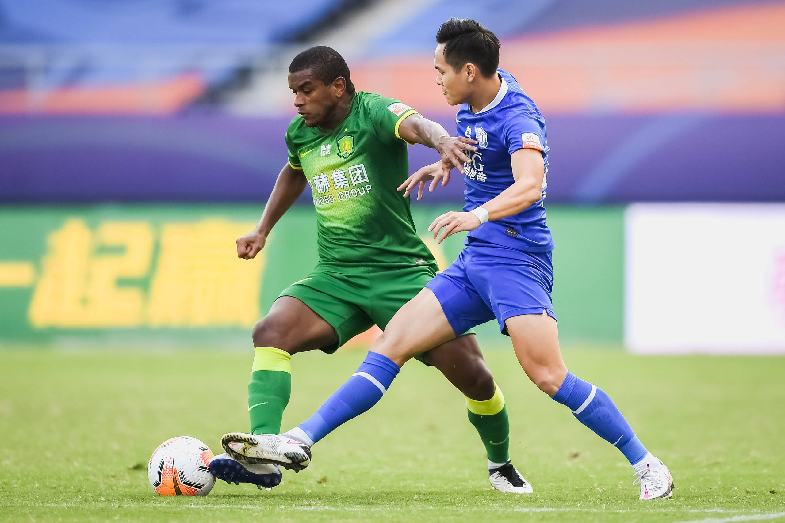 天津泰达坐镇主场对阵青岛黄海，力争取得重要的胜利！