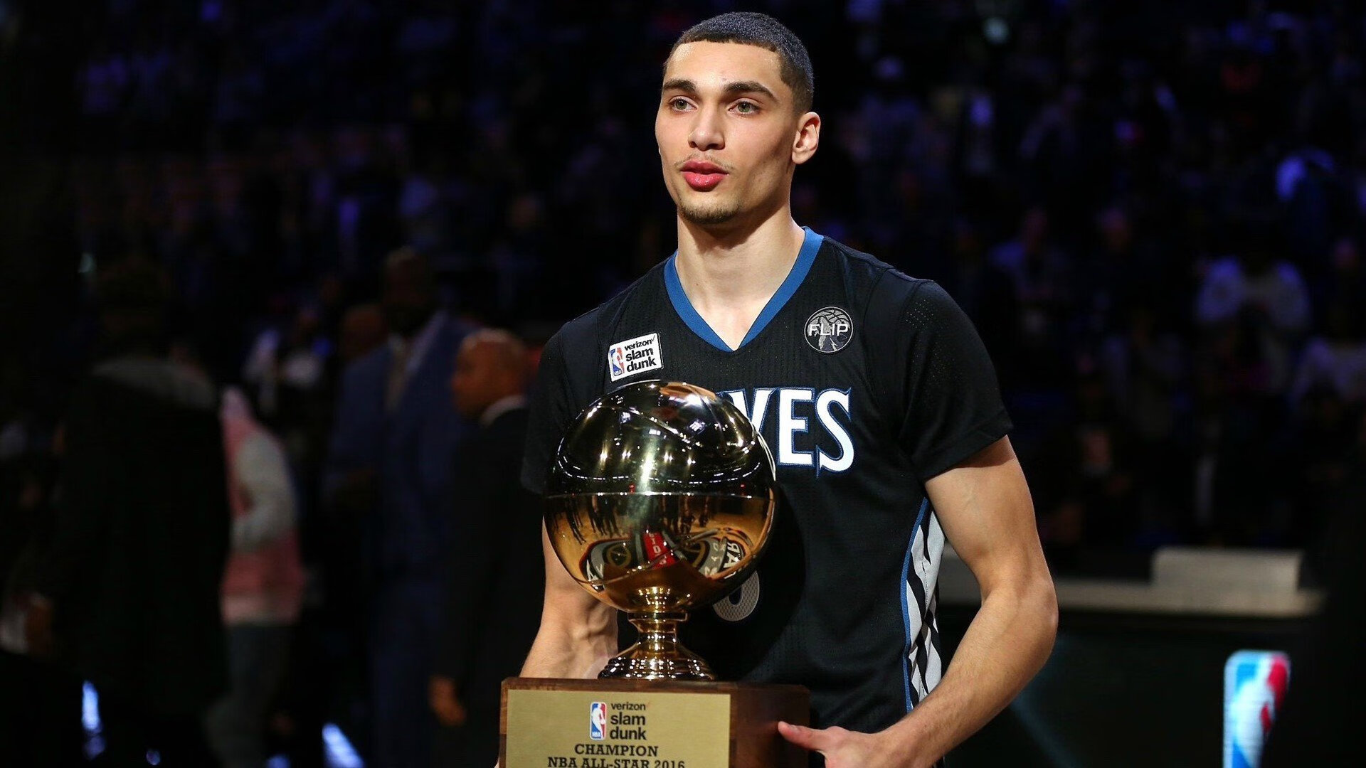 从NBA季后赛到世界之巅，当波兰与伊拉克在篮球场相遇