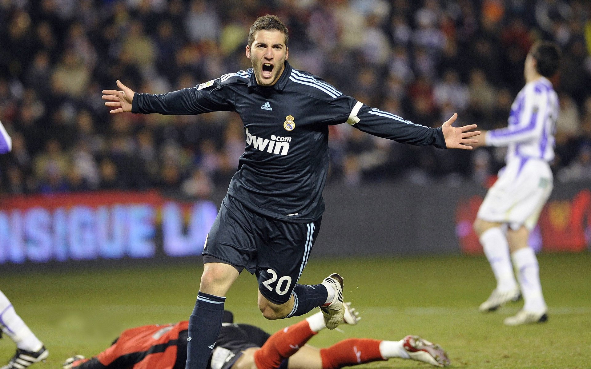 特奥一剑封喉，阿森纳战术革命击溃银河战舰