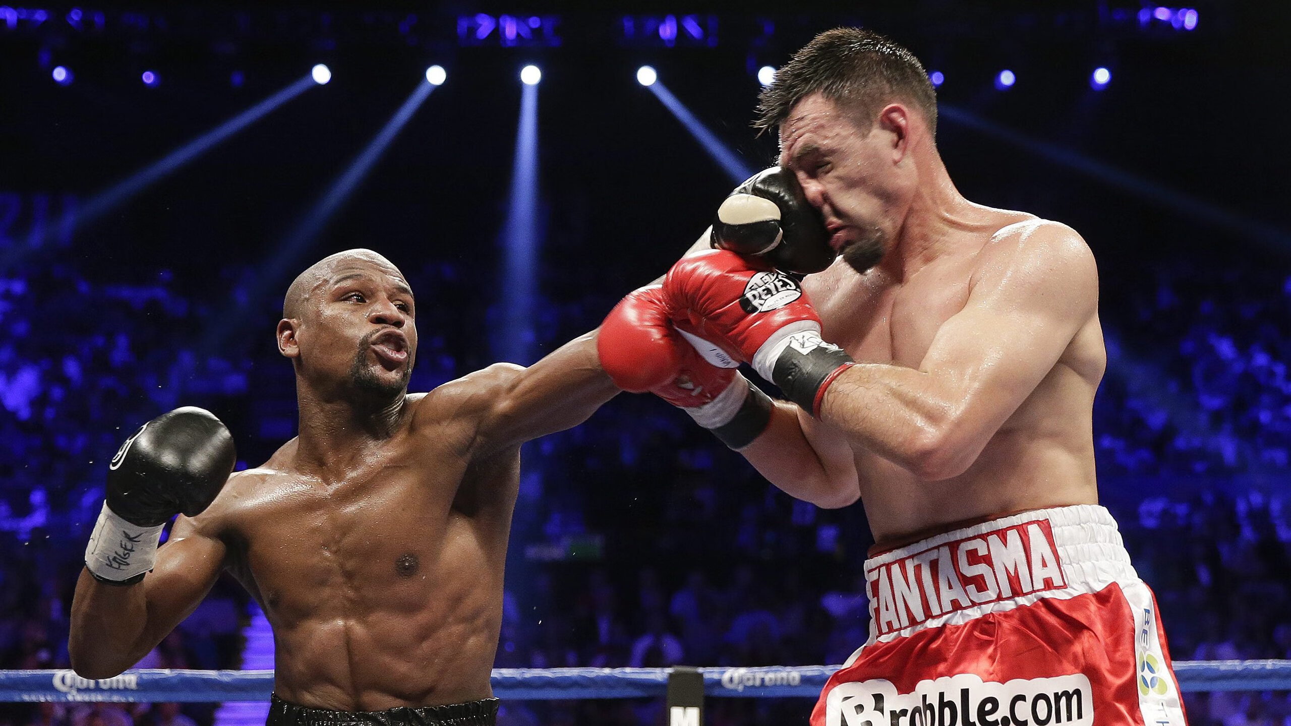 篮坛奇观,广厦队对阵尼克斯,霍勒迪全场最佳无争议